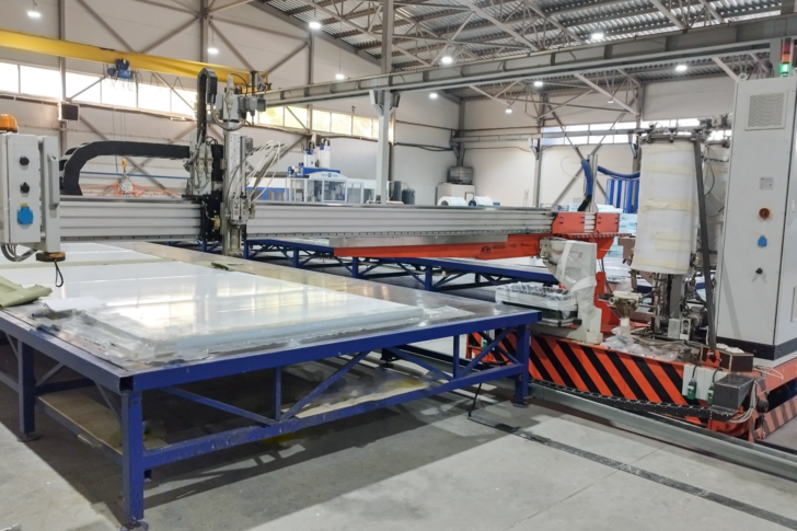 Клеевая автоматическая установка для сэндвич-панелей